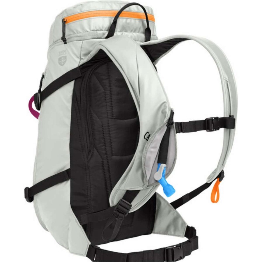 Hydration * | Camelbak Snoblast 22 Hydration Pack Multi White